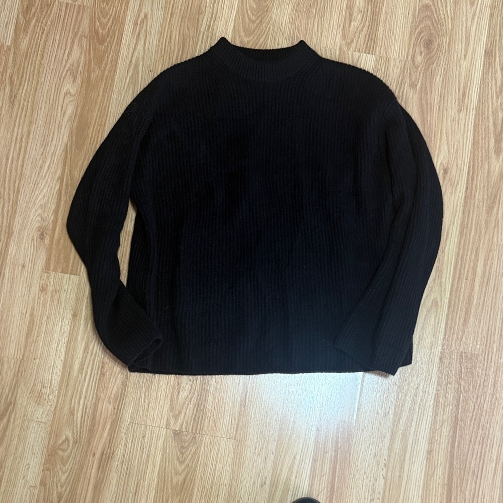 Black cashmere sweater